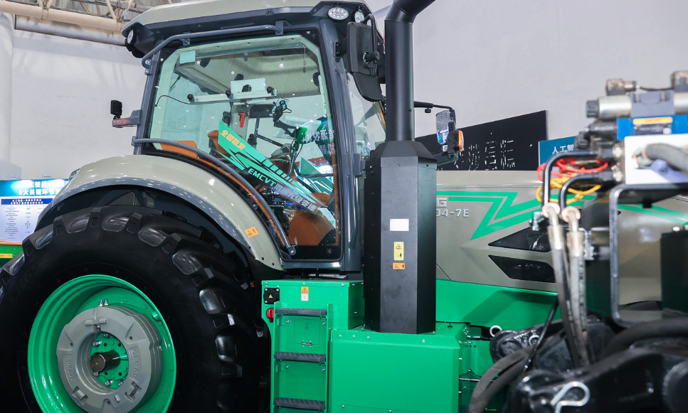 天津：2025年拖拉機(jī)累計(jì)出口金額同比增長(zhǎng)113%