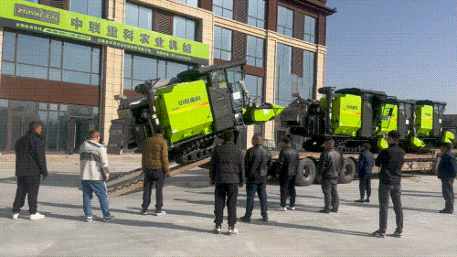 水稻跨区“王牌”出征！中联重科PL80履带式收割机获“天中麦客”高度认可