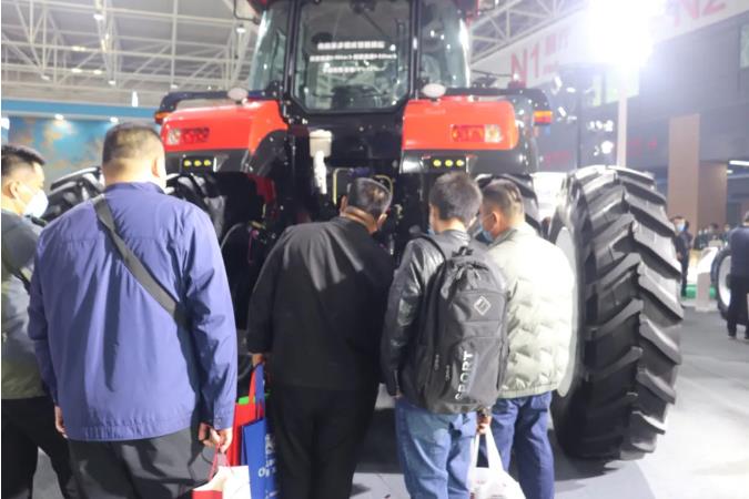 严抓自律筑根基——寿阳召开农机经销商规范经营警示教育会