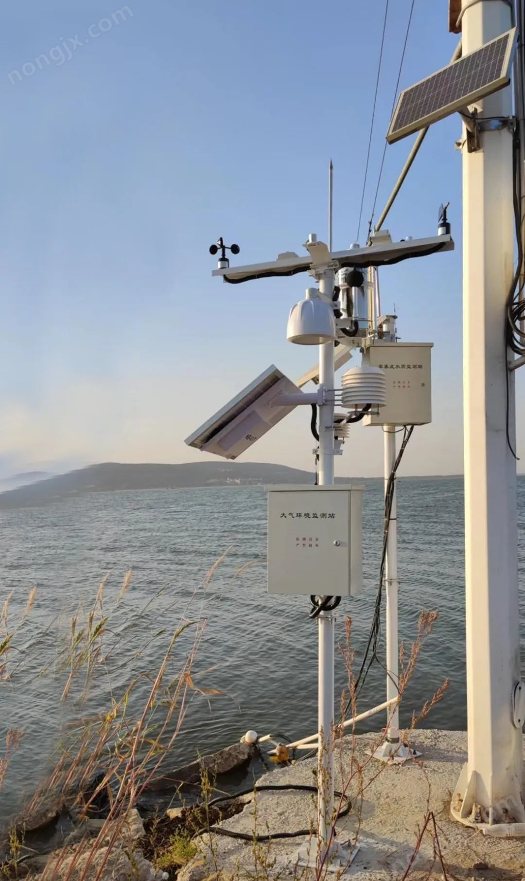 智能化港口氣象站-潮汐變化波浪一體化系統